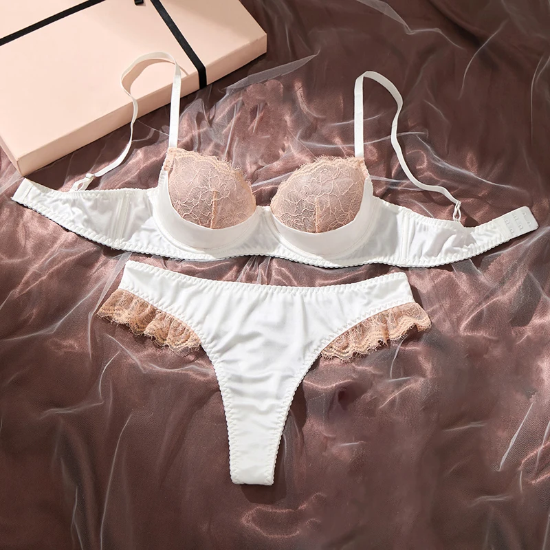 kf-S64a61366ccbf41178dee4cdfffa43eceI.webp White Lace Splicing Mesh Push-Up Lingerie Set - Image 1