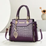 Crocodile Pattern Large Capacity Shoulder Crossbody Handbag - Image 5