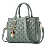 Wrinkle Patchwork Luxury Large Capacity Shoulder Bag - Image 4