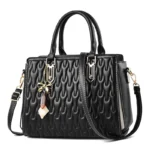 Wrinkle Patchwork Luxury Large Capacity Shoulder Bag - Image 3