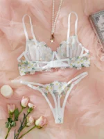 White Daisy Embroidered Lace Push-Up Lingerie Set - Image 2